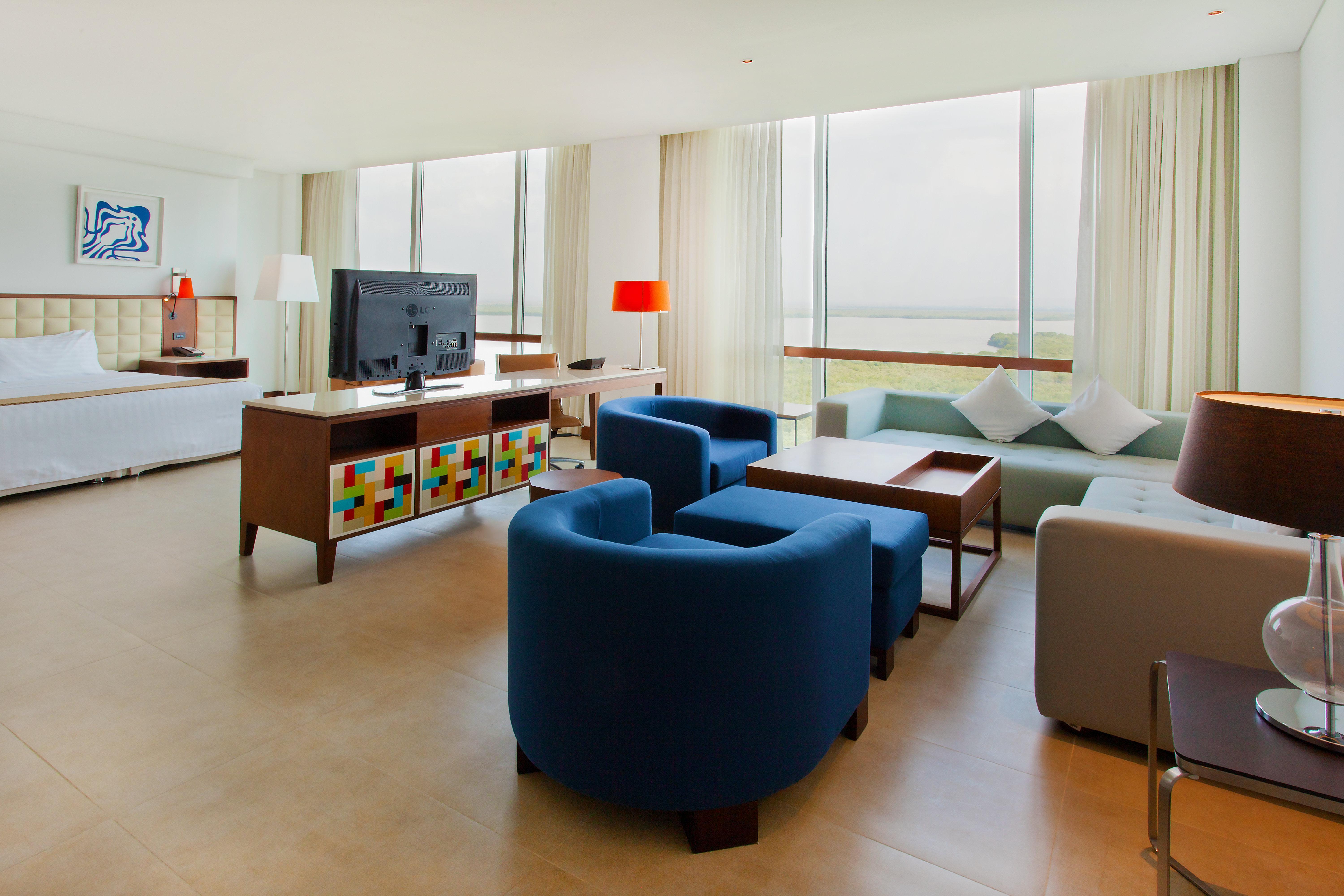 Holiday Inn Cartagena Morros By Ihg Extérieur photo Suite at the hotel
