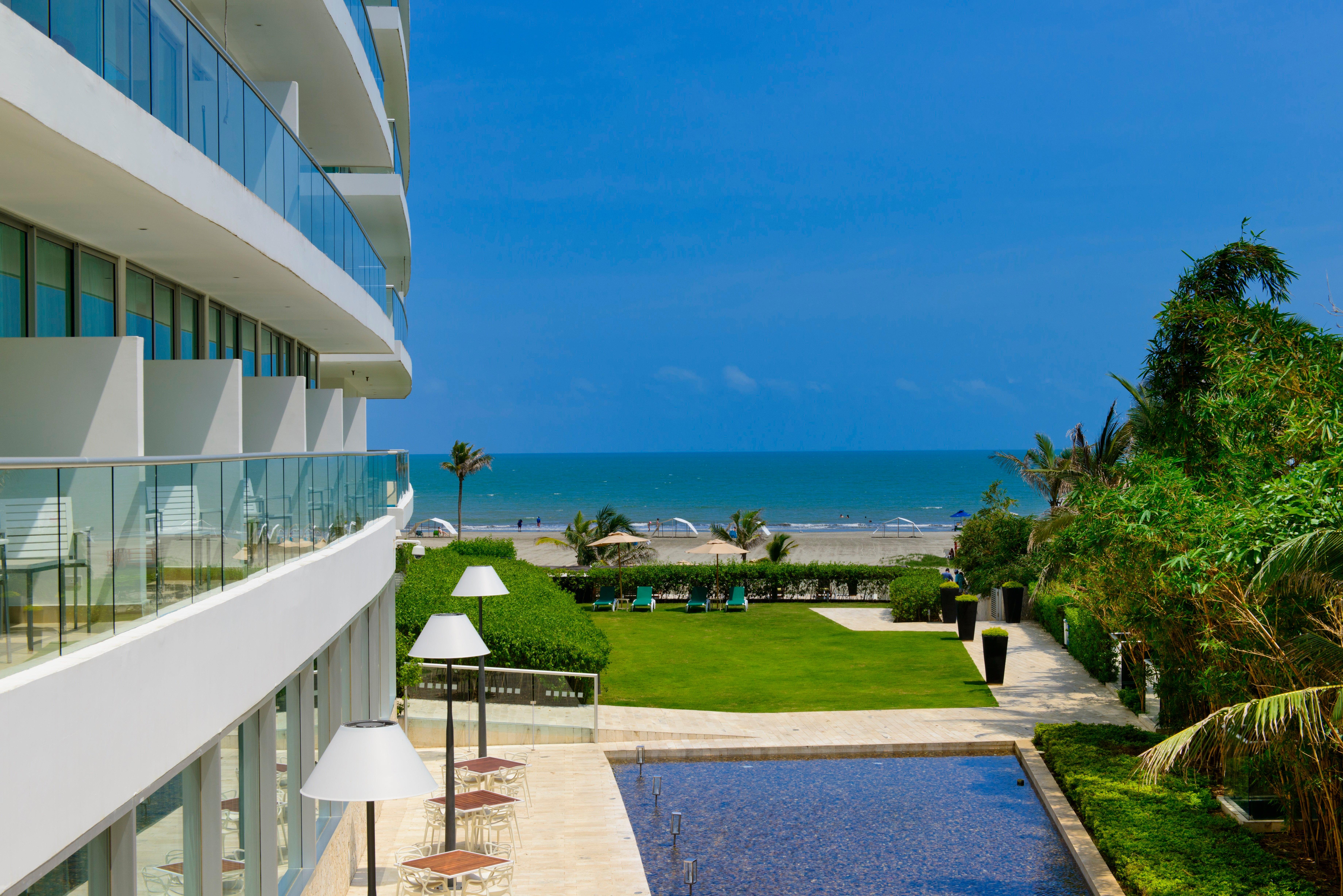 Holiday Inn Cartagena Morros By Ihg Extérieur photo View of the beach from the hotel