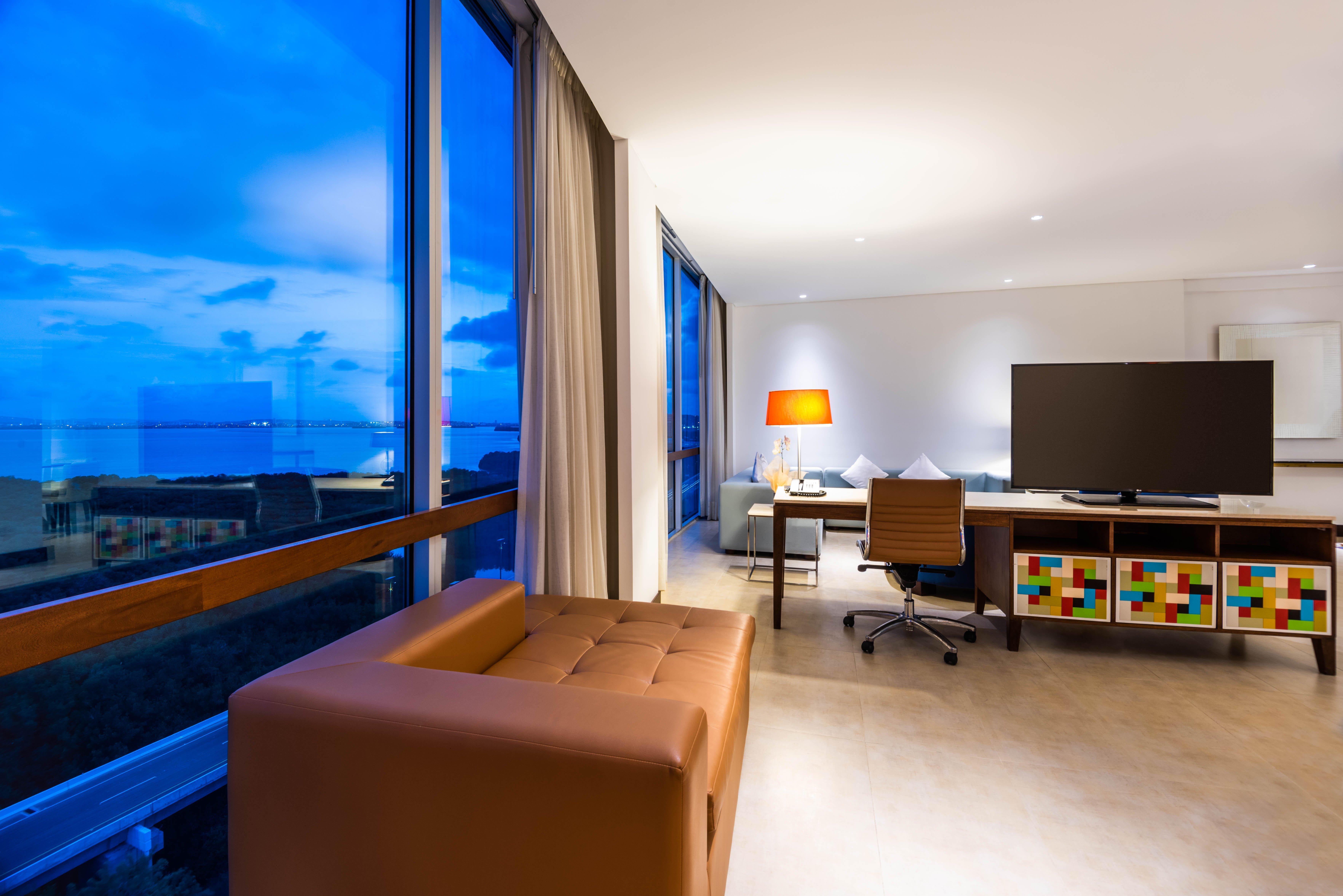 Holiday Inn Cartagena Morros By Ihg Extérieur photo Suite at the hotel